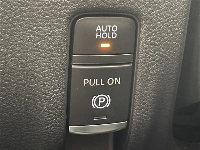 セレナ e-パワー ハイウェイスターV 純正12.3型ナビ 全方位カメラ 禁煙 デジタルインナーミラー ワイヤレス充電 プロパイロット ナビ連動前後ドラレコ HDMI BSM フロントダイナミックパック 衝突軽減 追従クルコン ETC2.0(30枚目)