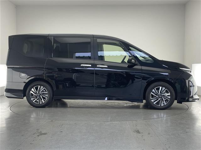 セレナ e-パワー ハイウェイスターV 純正12.3型ナビ 全方位カメラ 禁煙 デジタルインナーミラー ワイヤレス充電 プロパイロット ナビ連動前後ドラレコ HDMI BSM フロントダイナミックパック 衝突軽減 追従クルコン ETC2.0(40枚目)