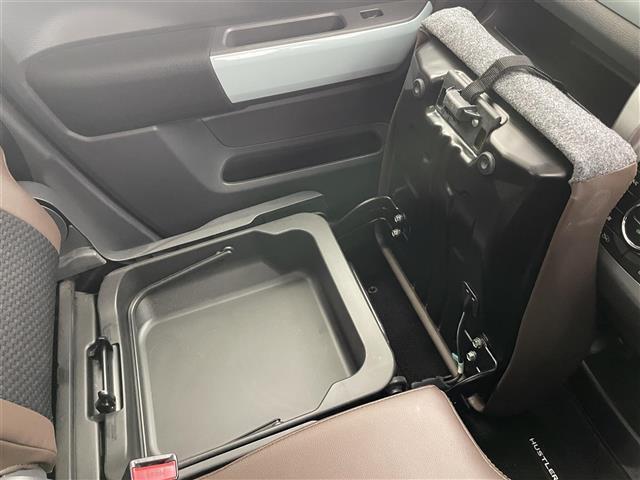 ハスラー タフワイルド　純正ナビ　全方位カメラ　禁煙　フルセグＴＶ　ハーフレザー　シートヒーター　デュアルカメラブレーキ　衝突軽減　車線逸脱　純正ドラレコ　ＨＩＤオートライト　ＥＴＣ　純正フロアマット　フォグランプ　バイザー（29枚目）