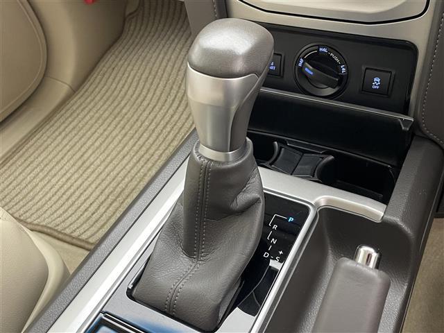 ランドクルーザープラド TX Lパッケージ メーカーナビ9型 ムーンルーフ 全方位 禁煙 ETC2.0 ベージュ革 ベンチレーション シートヒーター セーフティセンス 衝突軽減 追従クルコン LEDライト BSM ルーフレール コーナーセンサー(15枚目)