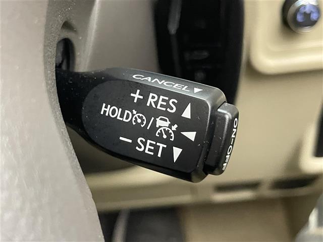 ランドクルーザープラド TX Lパッケージ メーカーナビ9型 ムーンルーフ 全方位 禁煙 ETC2.0 ベージュ革 ベンチレーション シートヒーター セーフティセンス 衝突軽減 追従クルコン LEDライト BSM ルーフレール コーナーセンサー(16枚目)