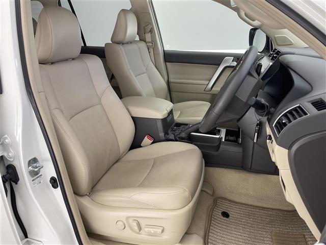 ランドクルーザープラド TX Lパッケージ メーカーナビ9型 ムーンルーフ 全方位 禁煙 ETC2.0 ベージュ革 ベンチレーション シートヒーター セーフティセンス 衝突軽減 追従クルコン LEDライト BSM ルーフレール コーナーセンサー(20枚目)