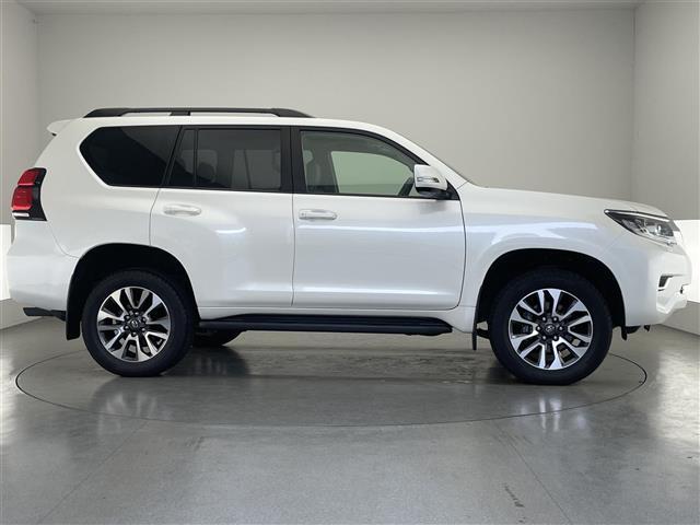 ランドクルーザープラド TX Lパッケージ メーカーナビ9型 ムーンルーフ 全方位 禁煙 ETC2.0 ベージュ革 ベンチレーション シートヒーター セーフティセンス 衝突軽減 追従クルコン LEDライト BSM ルーフレール コーナーセンサー(41枚目)