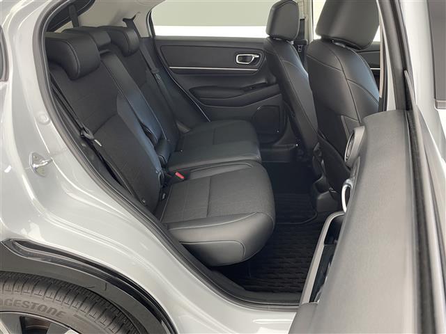ヴェゼル e:HEV Z 純正9型ナビTV 全方位カメラ 禁煙車 ハーフレザー シートヒーター ワイヤレス充電 ホンダセンシング 衝突軽減 追従クルコン BSM 電動リアゲート 純正ドラレコ ETC2.0 LEDオートライト(20枚目)