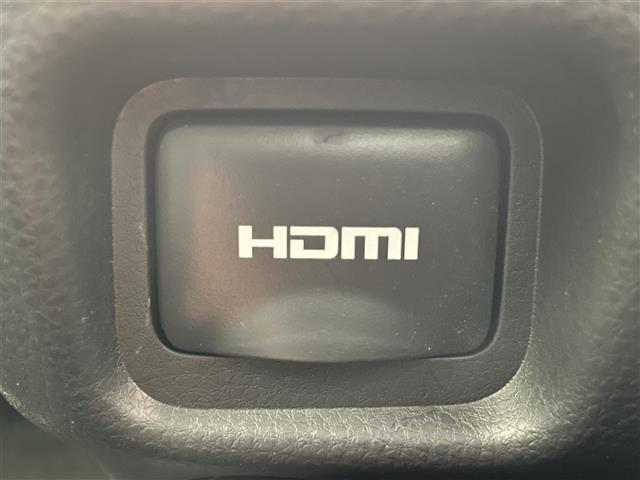 ヴォクシー Ｓ－Ｚ　純正１０．５型ナビＴＶ　純正１４型後席モニター　禁煙　快適利便Ｈｉｇｈ　シートヒーター　デジタルインナミラー　パワーバックドア　オットマン　バックカメラ　衝突軽減　追従クルコン　ＨＤＭＩ　ハーフレザー（15枚目）