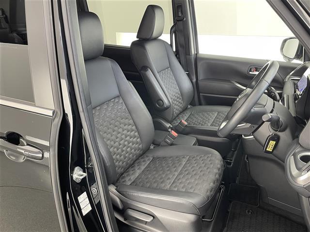 ヴォクシー Ｓ－Ｚ　純正１０．５型ナビＴＶ　純正１４型後席モニター　禁煙　快適利便Ｈｉｇｈ　シートヒーター　デジタルインナミラー　パワーバックドア　オットマン　バックカメラ　衝突軽減　追従クルコン　ＨＤＭＩ　ハーフレザー（19枚目）