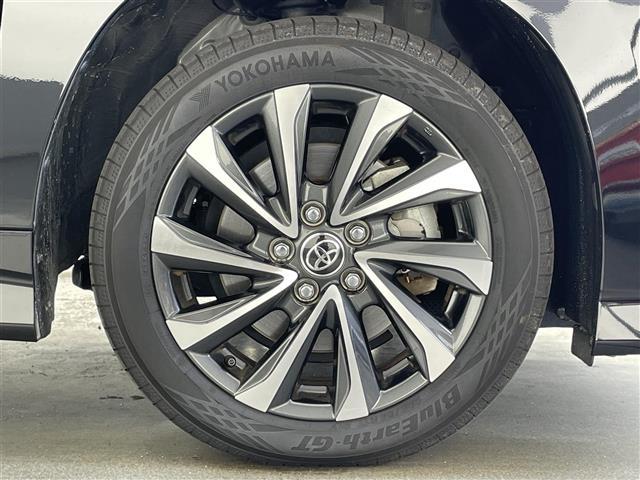 ヴォクシー Ｓ－Ｚ　純正１０．５型ナビＴＶ　純正１４型後席モニター　禁煙　快適利便Ｈｉｇｈ　シートヒーター　デジタルインナミラー　パワーバックドア　オットマン　バックカメラ　衝突軽減　追従クルコン　ＨＤＭＩ　ハーフレザー（27枚目）