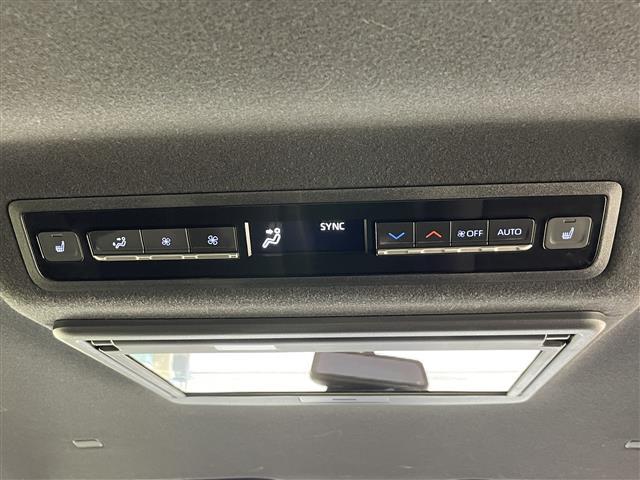 ヴォクシー Ｓ－Ｚ　純正１０．５型ナビＴＶ　純正１４型後席モニター　禁煙　快適利便Ｈｉｇｈ　シートヒーター　デジタルインナミラー　パワーバックドア　オットマン　バックカメラ　衝突軽減　追従クルコン　ＨＤＭＩ　ハーフレザー（29枚目）