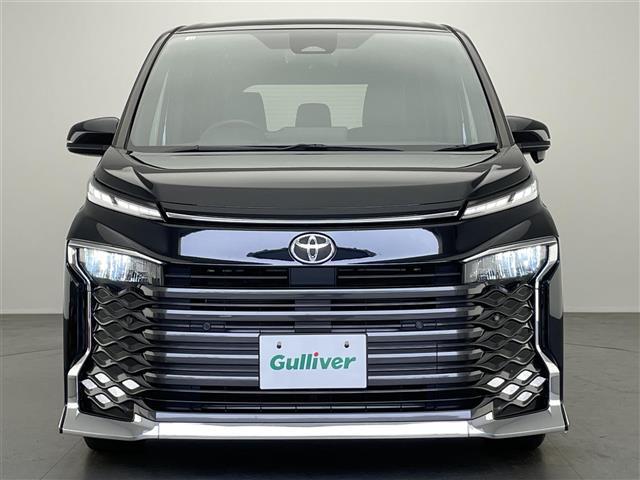 ヴォクシー Ｓ－Ｚ　純正１０．５型ナビＴＶ　純正１４型後席モニター　禁煙　快適利便Ｈｉｇｈ　シートヒーター　デジタルインナミラー　パワーバックドア　オットマン　バックカメラ　衝突軽減　追従クルコン　ＨＤＭＩ　ハーフレザー（37枚目）