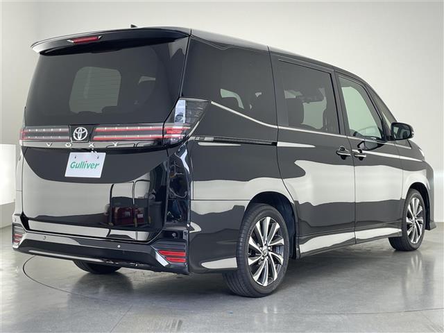 ヴォクシー Ｓ－Ｚ　純正１０．５型ナビＴＶ　純正１４型後席モニター　禁煙　快適利便Ｈｉｇｈ　シートヒーター　デジタルインナミラー　パワーバックドア　オットマン　バックカメラ　衝突軽減　追従クルコン　ＨＤＭＩ　ハーフレザー（42枚目）