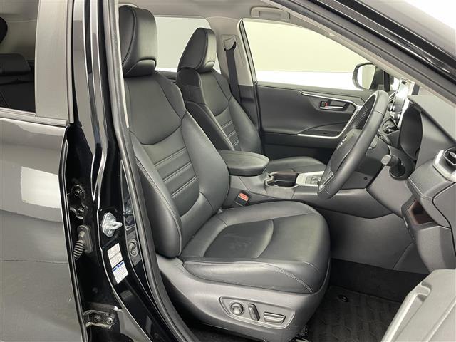 ＲＡＶ４ Ｇ　Ｚパッケージ　純正９型ＤＡナビＴＶ　全方位カメラ　禁煙　デジタルインナーミラー　黒革　シートヒーター　ハンドルヒーター　パワーバックドア　ＢＳＭ　前後ドラレコ　衝突軽減　追従クルコン　ＬＥＤライト　格納メモリシート（19枚目）