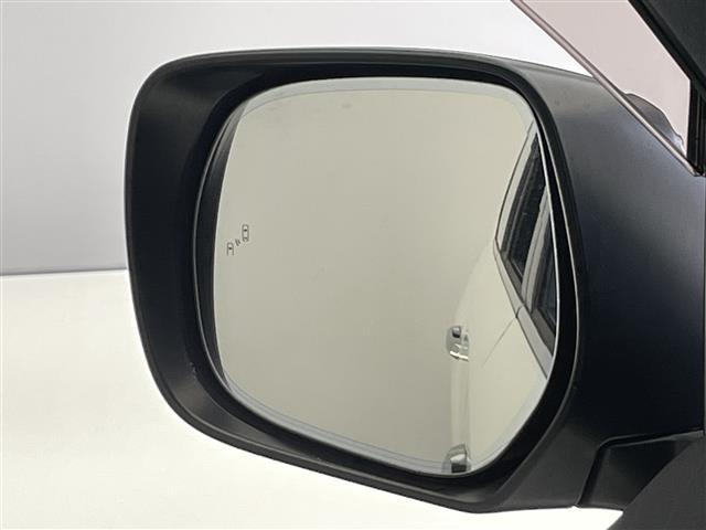 ランドクルーザー ZX 純正9インチナビ 全方位カメラ サンルーフ ルーフレール BSM 黒レザーシート センターデフロック パワーシート シートヒーター シートベンチレーション ステアリングヒーター ACC ETC(17枚目)