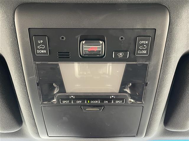 ランドクルーザー ZX 純正9インチナビ 全方位カメラ サンルーフ ルーフレール BSM 黒レザーシート センターデフロック パワーシート シートヒーター シートベンチレーション ステアリングヒーター ACC ETC(30枚目)