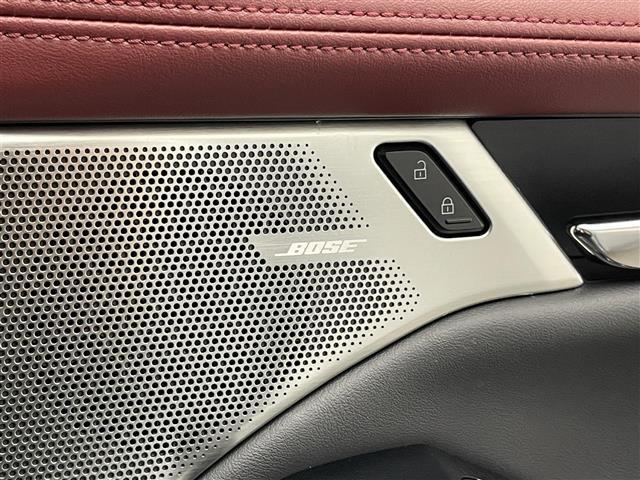 MAZDA3ファストバック 20Sバーガンディ セレクション 純正8.8型ナビ BOSE 赤革 禁煙 HUD BSM HDMI パドルシフト 追従クルコン フルセグ DVD パワーシート シートヒーター ETC ドラレコ LEDライト 衝突軽減 コーナーセンサー(4枚目)