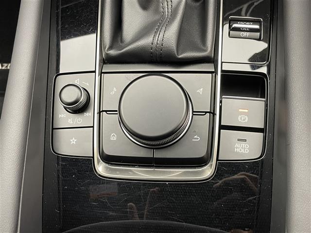 MAZDA3ファストバック 20Sバーガンディ セレクション 純正8.8型ナビ BOSE 赤革 禁煙 HUD BSM HDMI パドルシフト 追従クルコン フルセグ DVD パワーシート シートヒーター ETC ドラレコ LEDライト 衝突軽減 コーナーセンサー(29枚目)