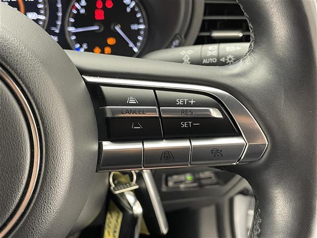 MAZDA3ファストバック 20Sバーガンディ セレクション 純正8.8型ナビ BOSE 赤革 禁煙 HUD BSM HDMI パドルシフト 追従クルコン フルセグ DVD パワーシート シートヒーター ETC ドラレコ LEDライト 衝突軽減 コーナーセンサー(31枚目)