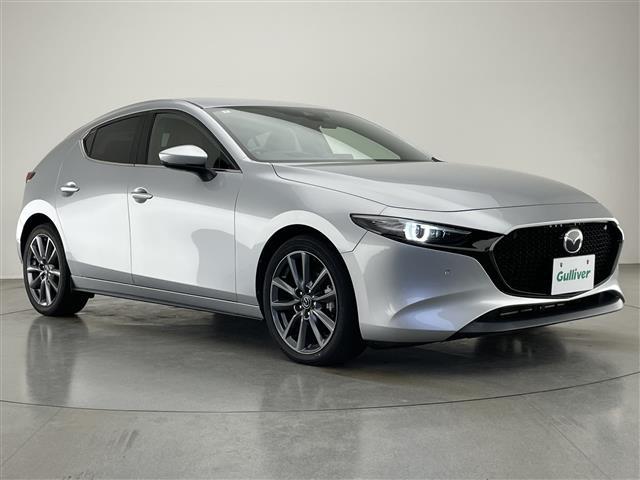 MAZDA3ファストバック 20Sバーガンディ セレクション 純正8.8型ナビ BOSE 赤革 禁煙 HUD BSM HDMI パドルシフト 追従クルコン フルセグ DVD パワーシート シートヒーター ETC ドラレコ LEDライト 衝突軽減 コーナーセンサー(41枚目)