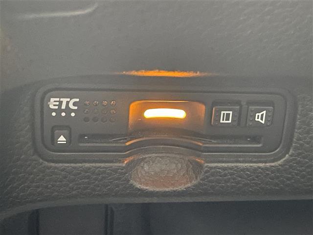 Ｎ－ＢＯＸカスタム Ｇ・ＥＸターボホンダセンシング　純正８型ナビ　バックカメラ　追従クルコン　禁煙　フルセグ　ＤＶＤ　パドルシフト　黒ハーフレザー　両側パワスラ　ホンダセンシング　ＥＴＣ　ＬＥＤオートライト　衝突軽減　ハンドル支援　誤発進抑制　フォグ（5枚目）