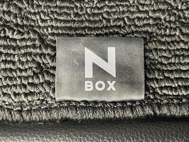 Ｎ－ＢＯＸカスタム Ｇ・ＥＸターボホンダセンシング　純正８型ナビ　バックカメラ　追従クルコン　禁煙　フルセグ　ＤＶＤ　パドルシフト　黒ハーフレザー　両側パワスラ　ホンダセンシング　ＥＴＣ　ＬＥＤオートライト　衝突軽減　ハンドル支援　誤発進抑制　フォグ（26枚目）