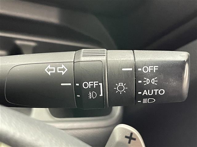 Ｎ－ＢＯＸカスタム Ｇ・ＥＸターボホンダセンシング　純正８型ナビ　バックカメラ　追従クルコン　禁煙　フルセグ　ＤＶＤ　パドルシフト　黒ハーフレザー　両側パワスラ　ホンダセンシング　ＥＴＣ　ＬＥＤオートライト　衝突軽減　ハンドル支援　誤発進抑制　フォグ（30枚目）