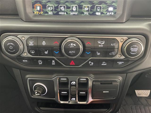 ガラスコーティング、ナビゲーション、ＥＴＣなど、その他のパーツの取り付けお見積もりのご相談も承っております！！クルマのこと何でもお任せください！