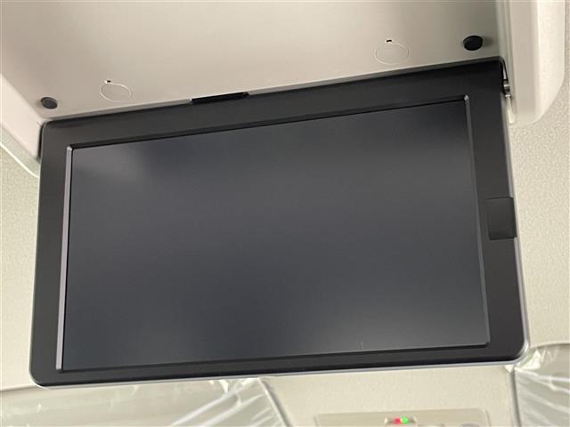 セレナ e-パワー ハイウェイスターV 登録済未使用車 純12.3型DAナビTV 禁煙 純正11型後席モニター 全方位カメラ プロパイロット BSM 内蔵前後ドラレコ デジタルインナーミラー HDMI ワイヤレス充電 衝突軽減 ハンドル支援(5枚目)