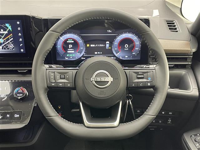 セレナ e-パワー ハイウェイスターV 登録済未使用車 純12.3型DAナビTV 禁煙 純正11型後席モニター 全方位カメラ プロパイロット BSM 内蔵前後ドラレコ デジタルインナーミラー HDMI ワイヤレス充電 衝突軽減 ハンドル支援(10枚目)