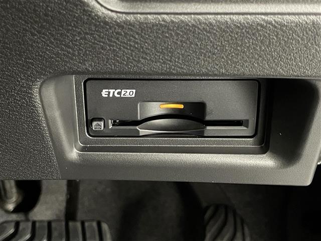 セレナ e-パワー ハイウェイスターV 登録済未使用車 純12.3型DAナビTV 禁煙 純正11型後席モニター 全方位カメラ プロパイロット BSM 内蔵前後ドラレコ デジタルインナーミラー HDMI ワイヤレス充電 衝突軽減 ハンドル支援(14枚目)