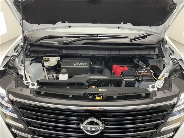 セレナ e-パワー ハイウェイスターV 登録済未使用車 純12.3型DAナビTV 禁煙 純正11型後席モニター 全方位カメラ プロパイロット BSM 内蔵前後ドラレコ デジタルインナーミラー HDMI ワイヤレス充電 衝突軽減 ハンドル支援(24枚目)