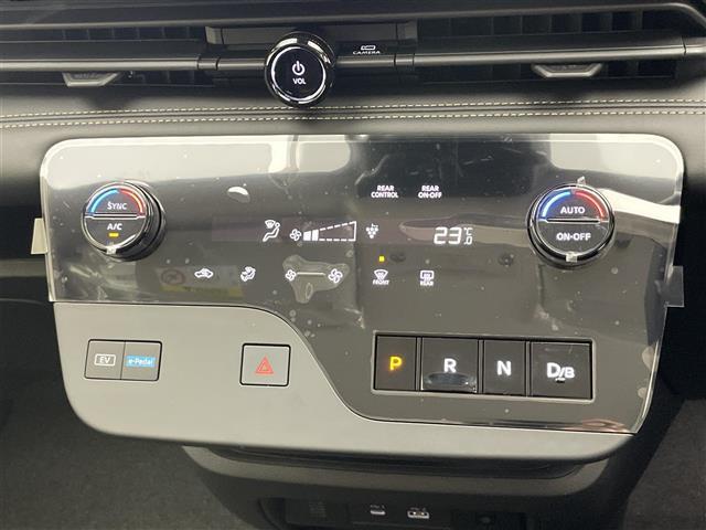 セレナ e-パワー ハイウェイスターV 登録済未使用車 純12.3型DAナビTV 禁煙 純正11型後席モニター 全方位カメラ プロパイロット BSM 内蔵前後ドラレコ デジタルインナーミラー HDMI ワイヤレス充電 衝突軽減 ハンドル支援(15枚目)