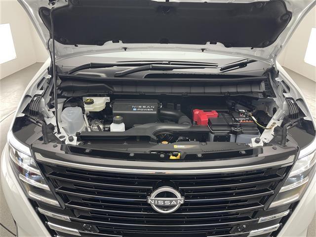 セレナ e-パワー ハイウェイスターV 登録済未使用車 純12.3型DAナビTV 禁煙 純正11型後席モニター 全方位カメラ プロパイロット BSM 内蔵前後ドラレコ デジタルインナーミラー HDMI ワイヤレス充電 衝突軽減 ハンドル支援(24枚目)