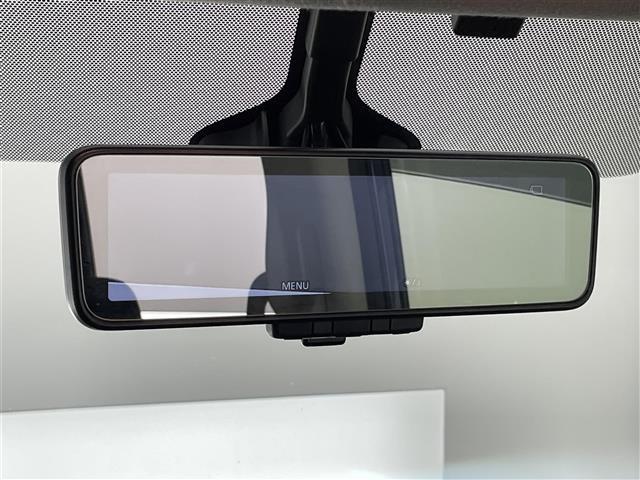 セレナ ハイウェイスターV 純正10型ナビ 全方位カメラ 禁煙車 デジタルインナーミラー フルセグTV ブルーレイ HDMI プロパイロット BSM ETC ドラレコ コーナーセンサー 衝突軽減 追従クルコン 両側パワスラドア(4枚目)