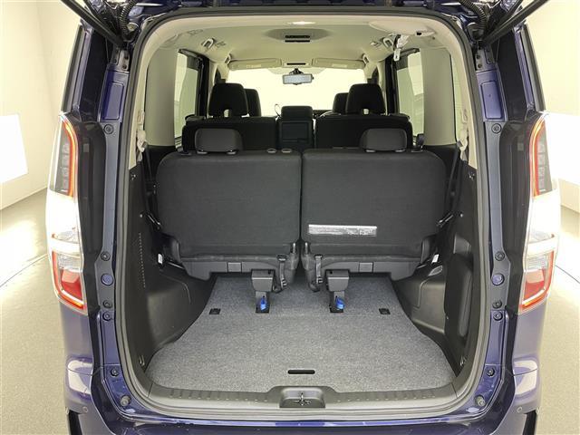 セレナ ハイウェイスターV 純正10型ナビ 全方位カメラ 禁煙車 デジタルインナーミラー フルセグTV ブルーレイ HDMI プロパイロット BSM ETC ドラレコ コーナーセンサー 衝突軽減 追従クルコン 両側パワスラドア(22枚目)