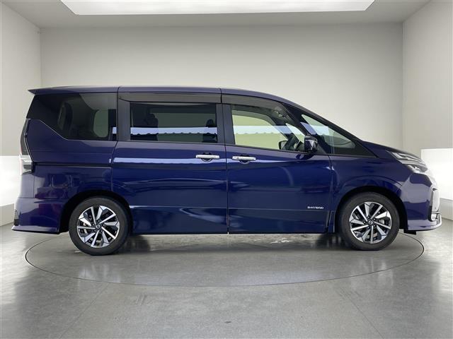 セレナ ハイウェイスターV 純正10型ナビ 全方位カメラ 禁煙車 デジタルインナーミラー フルセグTV ブルーレイ HDMI プロパイロット BSM ETC ドラレコ コーナーセンサー 衝突軽減 追従クルコン 両側パワスラドア(40枚目)