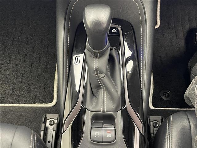 カローラツーリング ハイブリッド　ダブルバイビー　純正９型ＤＡナビＴＶ　バックカメラ　禁煙車　ハーフレザー　シートヒーター　ＢＳＭ　ＥＴＣ２．０　ハンドルヒーター　前後ドラレコ　ＬＥＤライト　セーフティセンス　衝突軽減　追従クルコン　電動パーキングＢ（29枚目）