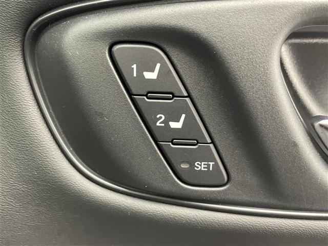 ＺＲ－Ｖ ｅ：ＨＥＶ　Ｚ　純正９型ＤＡナビＴＶ　ＢＯＳＥ　黒革　禁煙車　シートヒーター　ワイヤレス充電　電動リアゲートステアリングヒーター　コーナーセンサー　ホンダセンシング　衝突軽減　追従クルコン　ハンドル支援　ＬＥＤライト（26枚目）