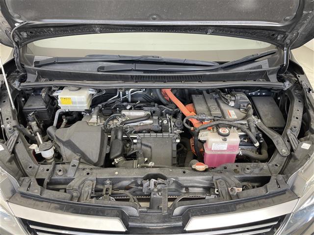 ヴォクシー ハイブリッドZS 煌II アルパイン11型ナビ 後席モニター 禁煙 バックカメラ コーナーセンサー 両側パワスラ ドラレコ セーフティセンス 衝突軽減 車線逸脱 オートハイビーム LEDオートライト フォグランプ 純正マット(24枚目)