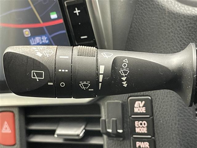 ヴォクシー ハイブリッドZS 煌II アルパイン11型ナビ 後席モニター 禁煙 バックカメラ コーナーセンサー 両側パワスラ ドラレコ セーフティセンス 衝突軽減 車線逸脱 オートハイビーム LEDオートライト フォグランプ 純正マット(33枚目)
