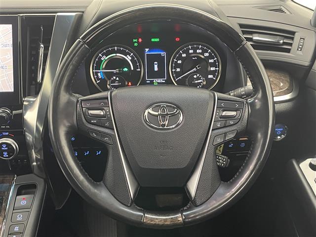 アルファードハイブリッド エグゼクティブラウンジＳ　メーカーナビ　全方位カメラ　ＪＢＬ　禁煙　Ｗムーンルーフ　リヤエンターテイメント　デジインミラー　パーキングアシスト　黒革　ワイヤレス充電　ＨＤＭＩ　ＢＳＭ　ベンチレーション　ＡＣ１００Ｖ　ＤＶＤ再生（10枚目）