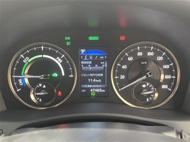 アルファードハイブリッド エグゼクティブラウンジＳ　メーカーナビ　全方位カメラ　ＪＢＬ　禁煙　Ｗムーンルーフ　リヤエンターテイメント　デジインミラー　パーキングアシスト　黒革　ワイヤレス充電　ＨＤＭＩ　ＢＳＭ　ベンチレーション　ＡＣ１００Ｖ　ＤＶＤ再生（11枚目）