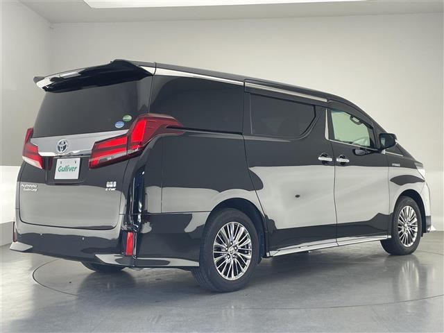 アルファードハイブリッド エグゼクティブラウンジＳ　メーカーナビ　全方位カメラ　ＪＢＬ　禁煙　Ｗムーンルーフ　リヤエンターテイメント　デジインミラー　パーキングアシスト　黒革　ワイヤレス充電　ＨＤＭＩ　ＢＳＭ　ベンチレーション　ＡＣ１００Ｖ　ＤＶＤ再生（39枚目）