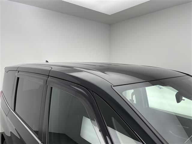 ノア ハイブリッドＳ－Ｚ　純正１０．５型ナビ　ＢＳＭ　禁煙車　快適利便Ｈｉｇｈ　ＤＶＤデッキ　シートヒーター　ハンドルヒーター　電動リアゲート　両側パワスラ　ＡＣ１００Ｖ電源　前後ドラレコ　セーフティセンス　衝突軽減　ＬＥＤ（34枚目）