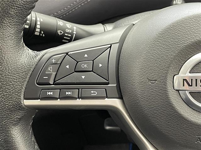 セレナ ｅ－パワー　ハイウェイスターＶ　純正１０型ナビ　シートヒーター　禁煙　全方位カメラ　ＢＳＭ　ハンドルヒーター　寒冷地　ＥＴＣ　ツートンカラー　　コーナーセンサー　両側パワスラ　純正ドラレコ　ＬＥＤオートライト　フォグ　衝突軽減装置（13枚目）