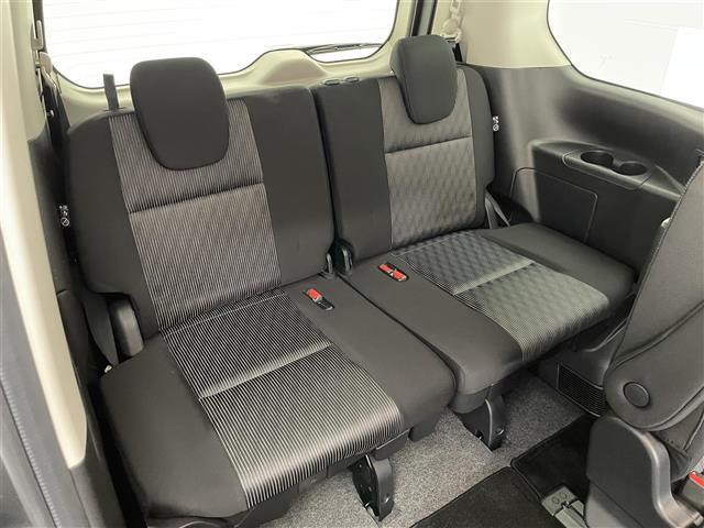 セレナ ｅ－パワー　ハイウェイスターＶ　純正１０型ナビ　シートヒーター　禁煙　全方位カメラ　ＢＳＭ　ハンドルヒーター　寒冷地　ＥＴＣ　ツートンカラー　　コーナーセンサー　両側パワスラ　純正ドラレコ　ＬＥＤオートライト　フォグ　衝突軽減装置（21枚目）