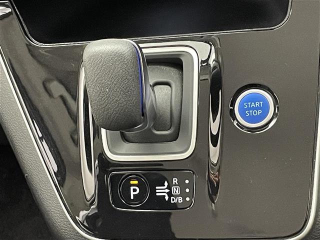 セレナ ｅ－パワー　ハイウェイスターＶ　純正１０型ナビ　シートヒーター　禁煙　全方位カメラ　ＢＳＭ　ハンドルヒーター　寒冷地　ＥＴＣ　ツートンカラー　　コーナーセンサー　両側パワスラ　純正ドラレコ　ＬＥＤオートライト　フォグ　衝突軽減装置（32枚目）