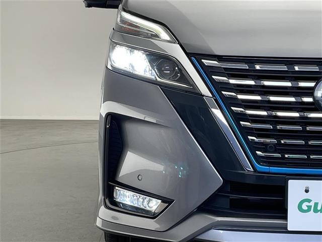 セレナ ｅ－パワー　ハイウェイスターＶ　純正１０型ナビ　シートヒーター　禁煙　全方位カメラ　ＢＳＭ　ハンドルヒーター　寒冷地　ＥＴＣ　ツートンカラー　　コーナーセンサー　両側パワスラ　純正ドラレコ　ＬＥＤオートライト　フォグ　衝突軽減装置（36枚目）