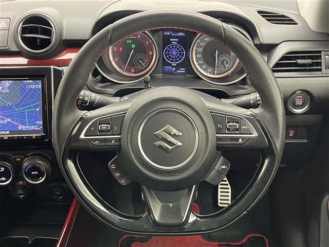 スイフトスポーツ ベースグレード　純正８型ナビ　全方位カメラ　禁煙　シートヒーター　クルコン　ＥＴＣ　デュアルセンサーブレーキサポート　衝突軽減装置　車線逸脱　ＬＥＤオートライト　フォグランプ　フルセグＴＶ　Ｂｌｕｅｔｏｏｔｈ　ＵＳＢ（10枚目）