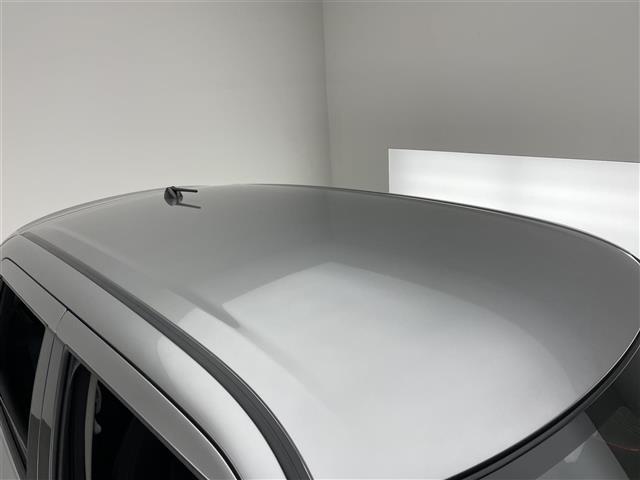 スイフトスポーツ ベースグレード　純正８型ナビ　全方位カメラ　禁煙　シートヒーター　クルコン　ＥＴＣ　デュアルセンサーブレーキサポート　衝突軽減装置　車線逸脱　ＬＥＤオートライト　フォグランプ　フルセグＴＶ　Ｂｌｕｅｔｏｏｔｈ　ＵＳＢ（34枚目）