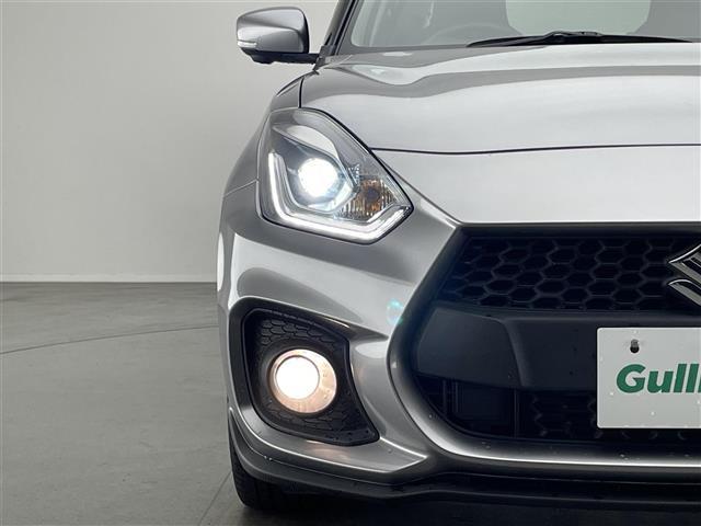 スイフトスポーツ ベースグレード　純正８型ナビ　全方位カメラ　禁煙　シートヒーター　クルコン　ＥＴＣ　デュアルセンサーブレーキサポート　衝突軽減装置　車線逸脱　ＬＥＤオートライト　フォグランプ　フルセグＴＶ　Ｂｌｕｅｔｏｏｔｈ　ＵＳＢ（35枚目）
