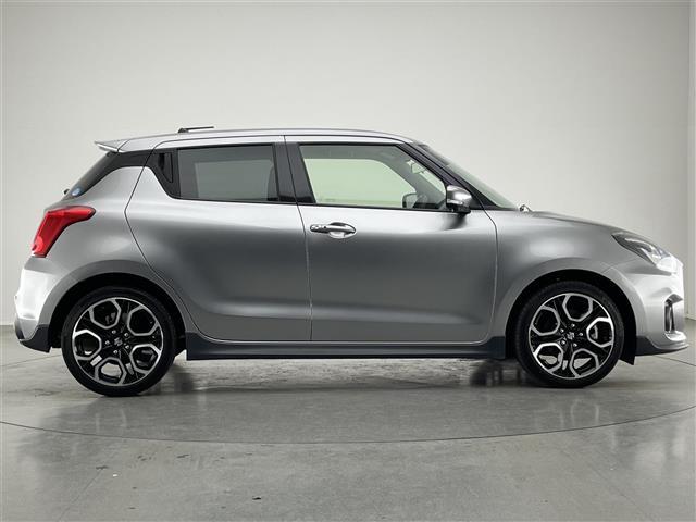 スイフトスポーツ ベースグレード　純正８型ナビ　全方位カメラ　禁煙　シートヒーター　クルコン　ＥＴＣ　デュアルセンサーブレーキサポート　衝突軽減装置　車線逸脱　ＬＥＤオートライト　フォグランプ　フルセグＴＶ　Ｂｌｕｅｔｏｏｔｈ　ＵＳＢ（39枚目）
